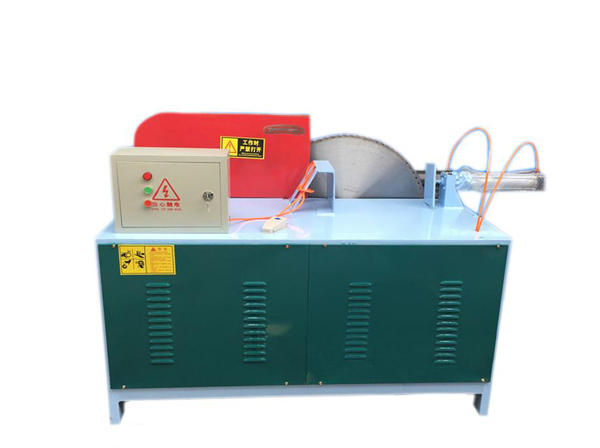 新型自动断木锯